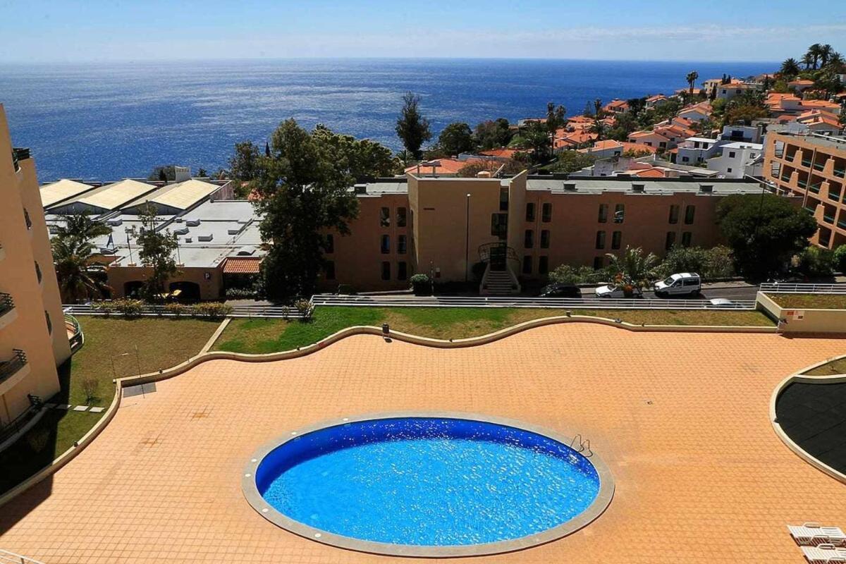 Pia'S Place - Apt With Sea View Канісу Екстер'єр фото